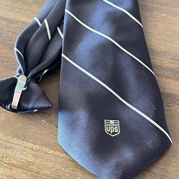Vintage United Parcel Service (UPS) Clip On Tie - Made by Rodeo 21" Long - Picture 5 of 7
